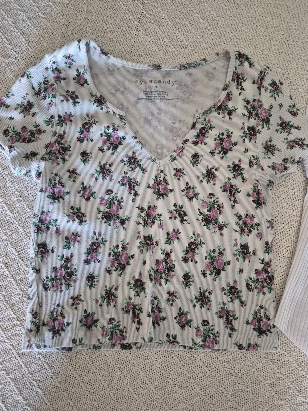 Short Sleeve Top Bundle - Picture 2 of 5
